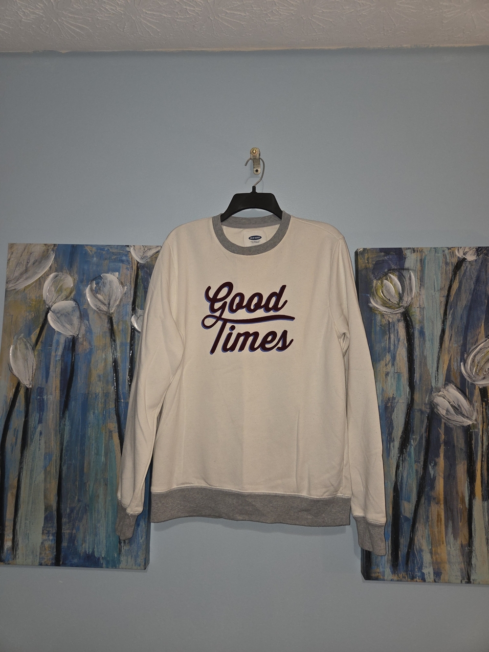 Old Navy Cream Crewneck Sweatshirt with Gray Trim and Maroon Script
